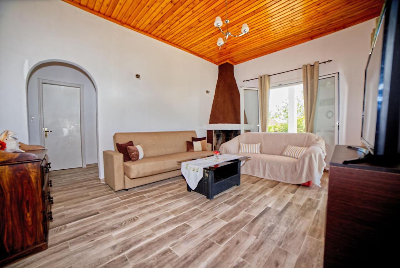 Villa Riviera Agios Georgios  ภายนอก รูปภาพ
